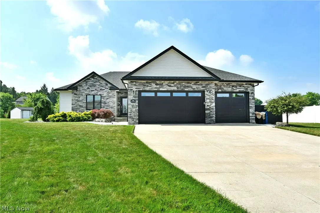 4885 Treeline Trail, New Middletown, OH 44442 - #1