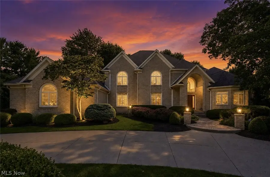 3740 Winterberry Drive, Akron, OH 44333 - #2