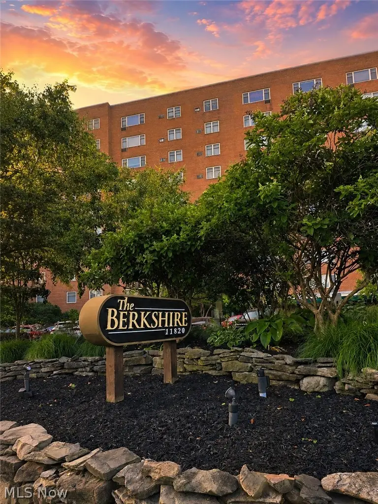 11820 Edgewater Drive #608, Lakewood, OH 44107 - #1