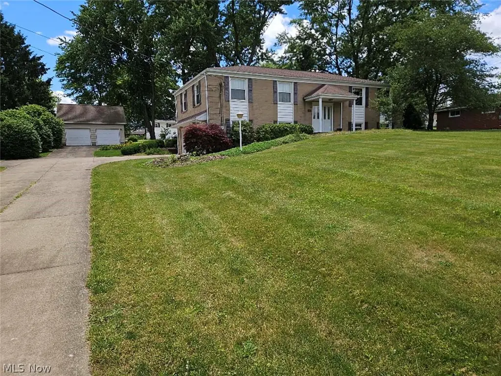8162 Mona Sw Street, Navarre, OH 44662 - #1