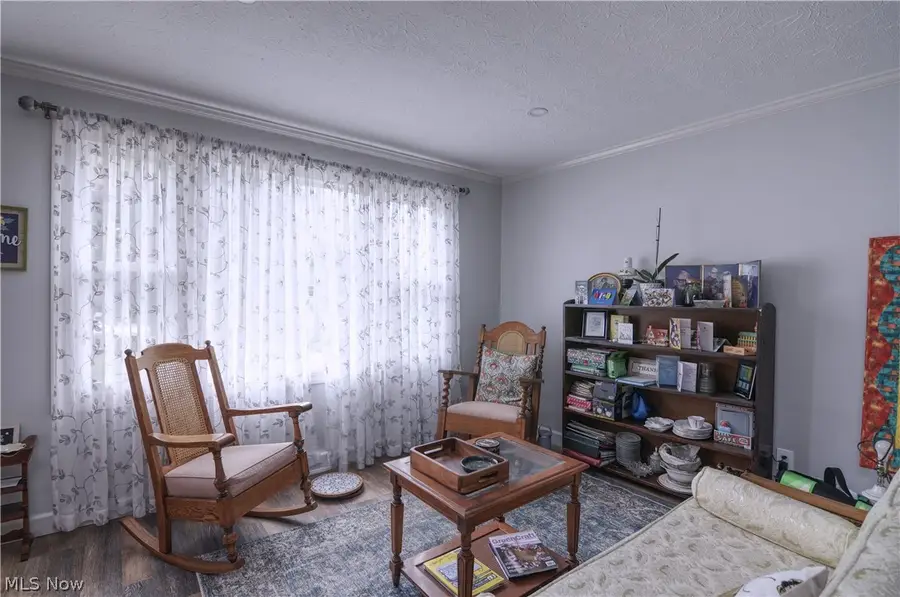 820 Highland Avenue, Wadsworth, OH 44281 - #3