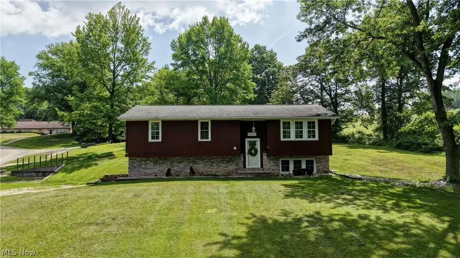 3931 Clay Ne Drive, Dover, OH 44622 - #2