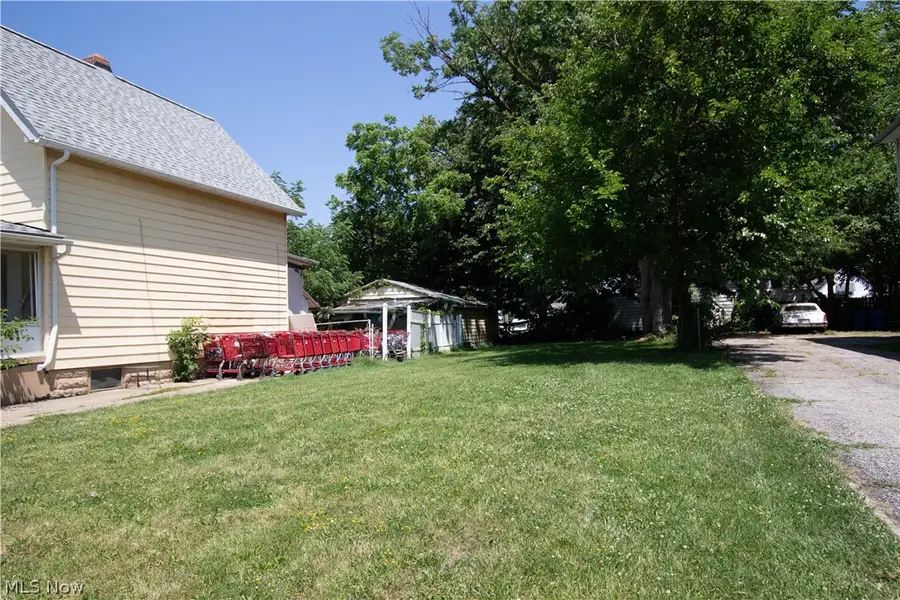 2185 W 105th Street, Cleveland, OH 44102 - #3