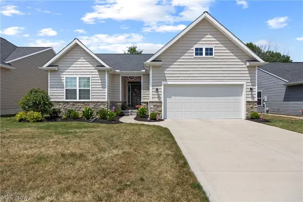 109 W Spring Drive, Elyria, OH 44035