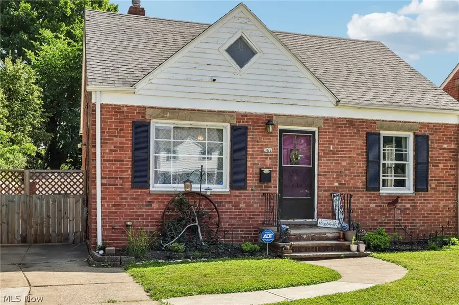 361 Lloyd Road, Euclid, OH 44132 - #3