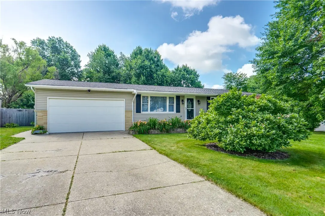 13452 Sunflower Nw Avenue, Mogadore, OH 44260 - #1