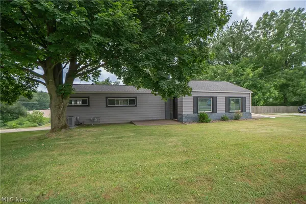 1621 Hankins Ne Road, Massillon, OH 44646