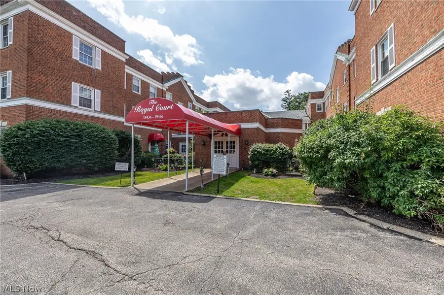 19406 Van Aken Boulevard #302, Shaker Heights, OH 44122 - #2
