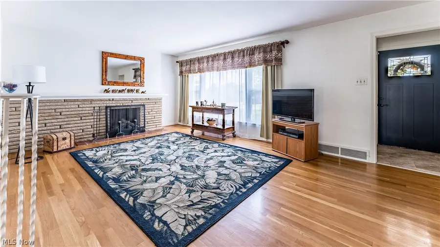 6903 E Sprague Road, Independence, OH 44131 - #2
