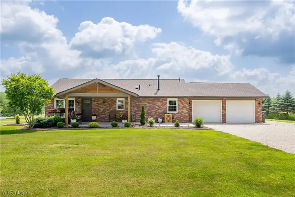 1146 Lincoln Nw Avenue, Carrollton, OH 44615