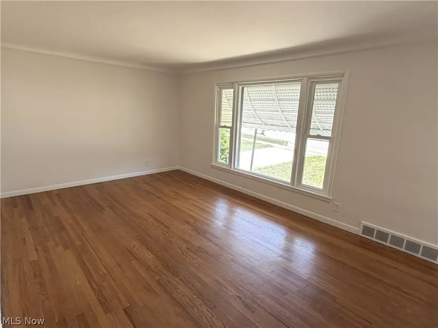 4521 Shirley Drive, South Euclid, OH 44121 - #3