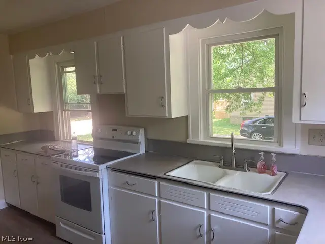4977 Damon, Warren, OH 44483 - #3
