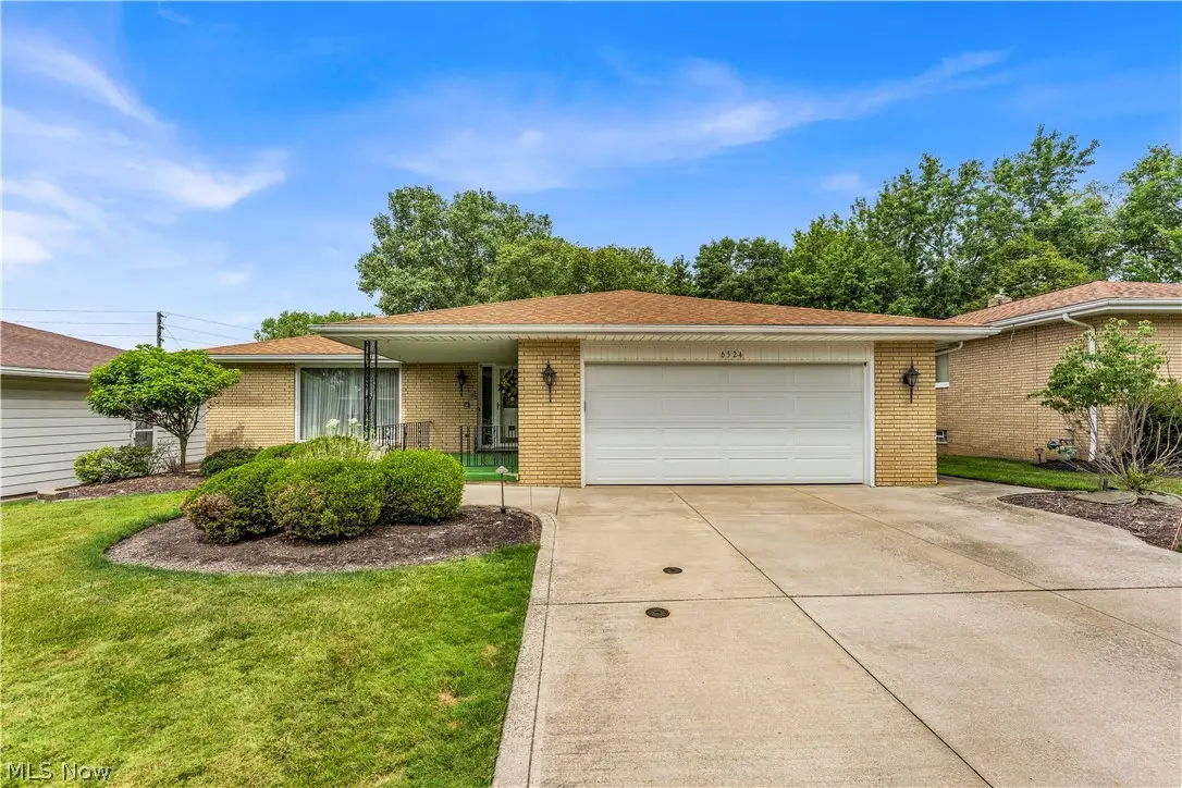 6524 Brookhill Drive, Garfield Heights, OH 44125 - #1
