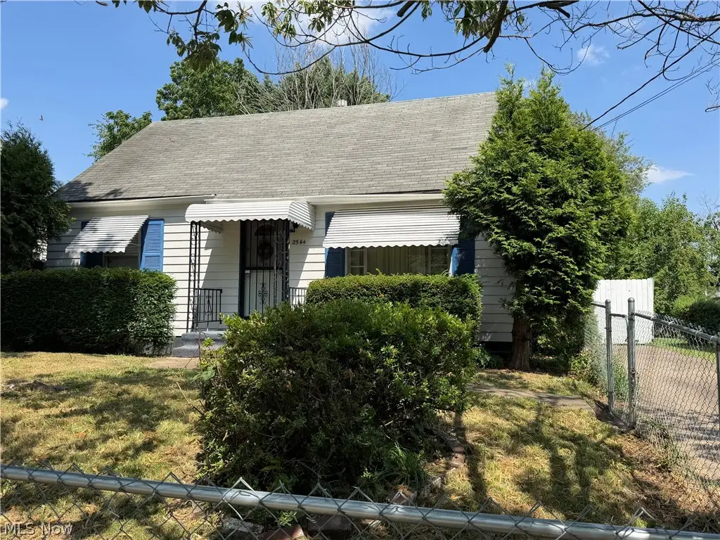 2544 Gilbert Ne Avenue, Canton, OH 44705 - #1