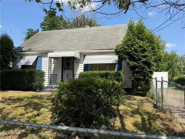 2544 Gilbert Ne Avenue, Canton, OH 44705