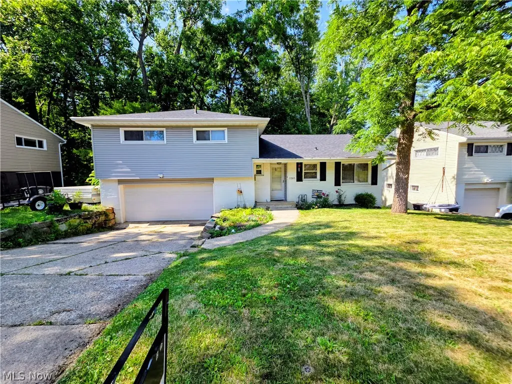 1585 Kingsley Avenue, Akron, OH 44313 - #1