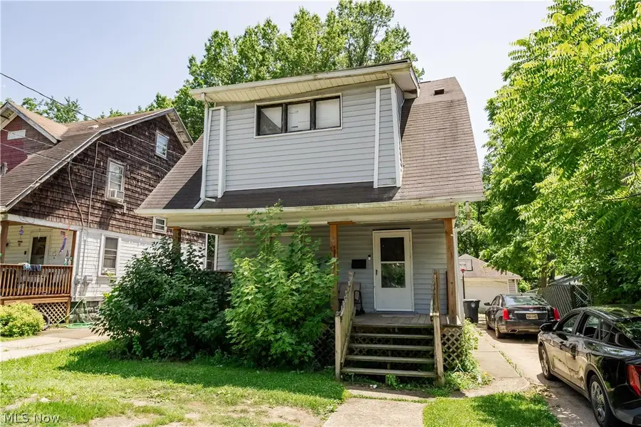 190 E Archwood Avenue, Akron, OH 44301 - #2