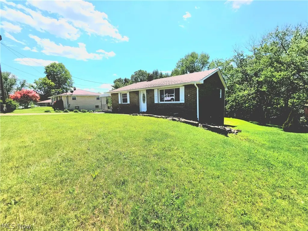 329 Thomas Street, Wintersville, OH 43953 - #1