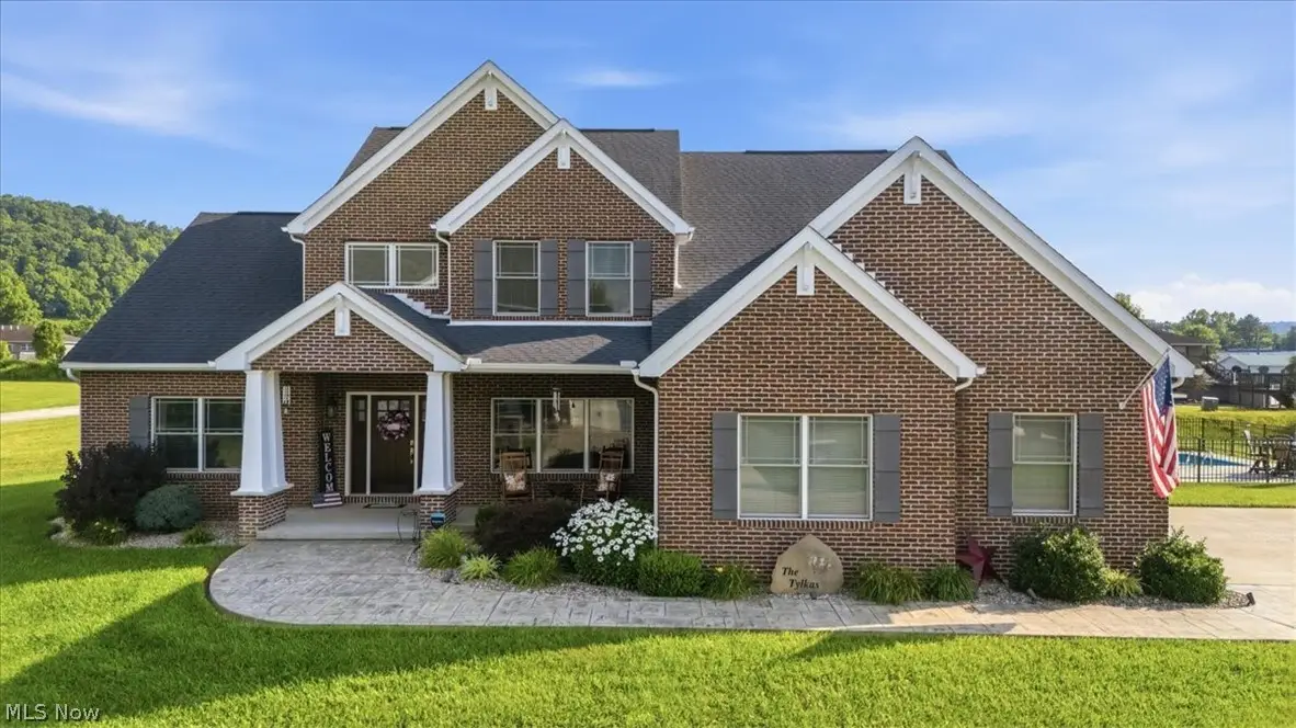 86 Imperial Drive, Mineral Wells, WV 26150 - #1