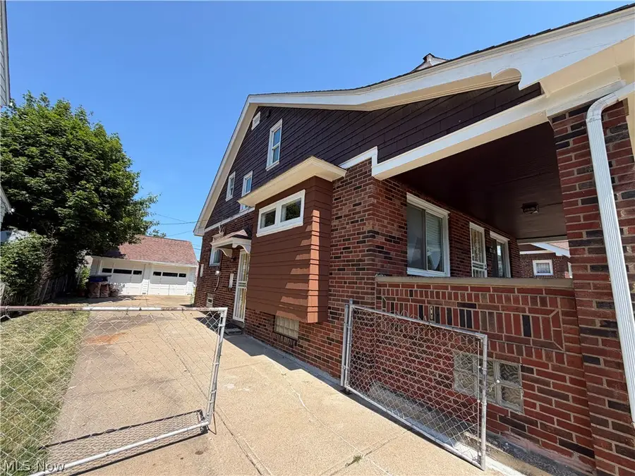 18229 Neff Road, Cleveland, OH 44119 - #2