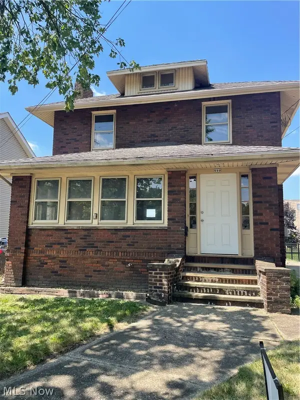 609 1st Ne Street, Massillon, OH 44646