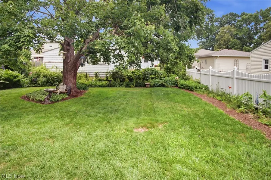 759 Orrville Avenue, Cuyahoga Falls, OH 44221 - #3