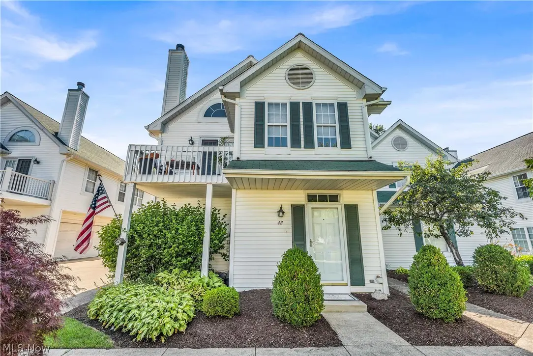 42 Vista Circle #35A, North Olmsted, OH 44070 - #1