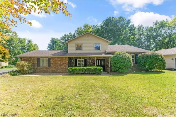 4785 Logan Arms Drive, Youngstown, OH 44505
