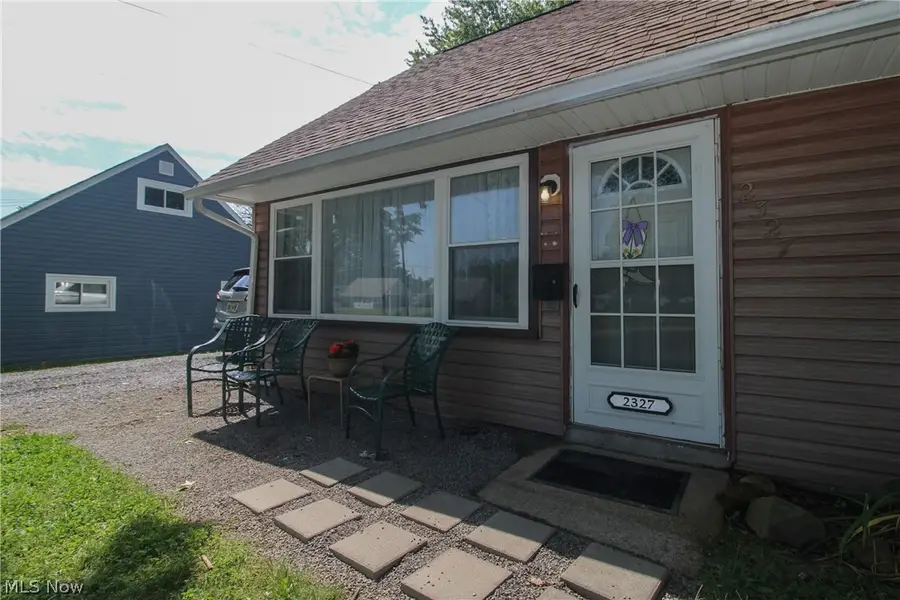 2327 Bel Aire Lane, Youngstown, OH 44514 - #2