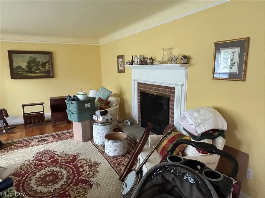 348 Hickory Hill Road, Chagrin Falls, OH 44022 - #3
