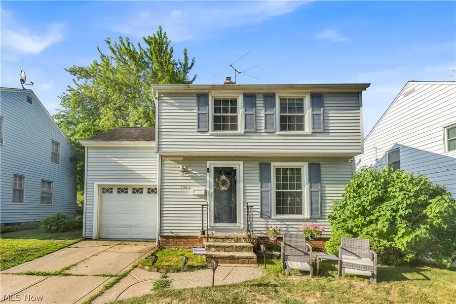 3962 Grosvenor Road, South Euclid, OH 44118 - #2