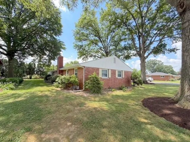 403 S Mckinley Avenue, Dover, OH 44622 - #2