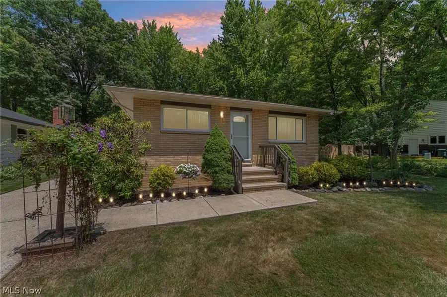 223 Dorland Avenue, Berea, OH 44017 - #2