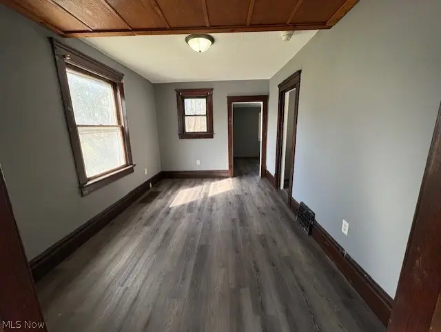 566 Sumner Street, Akron, OH 44311 - #2