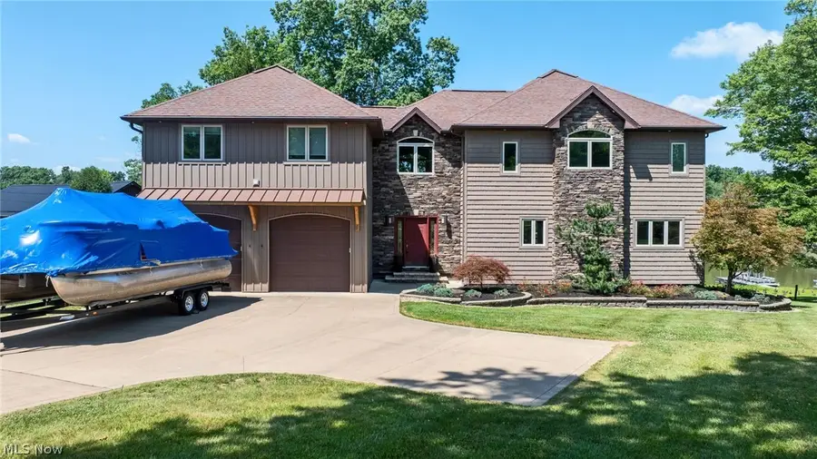 945 Pike Drive, Mansfield, OH 44903 - #2
