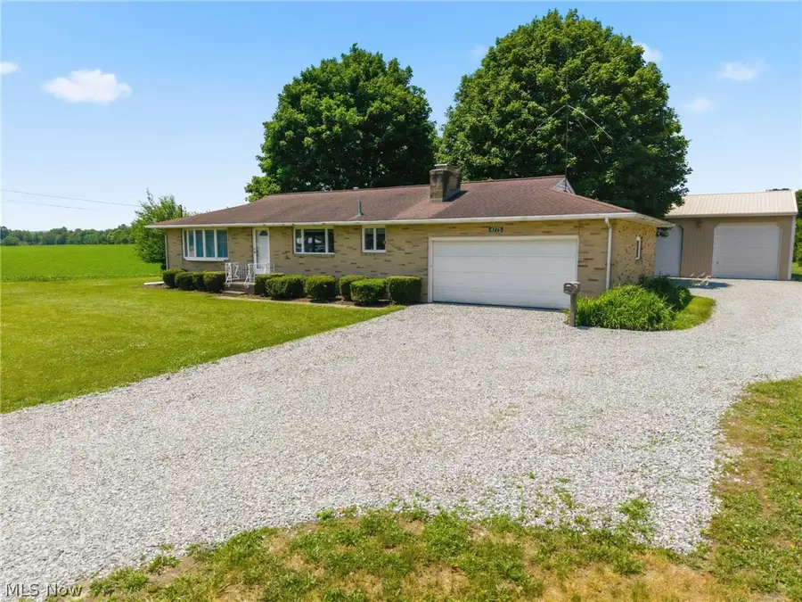 4775 Erie Sw Avenue, Navarre, OH 44662 - #2