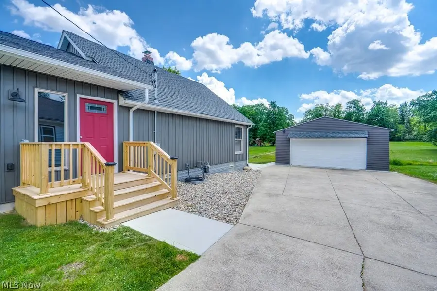 1182 Eastwood Avenue, Tallmadge, OH 44278 - #2