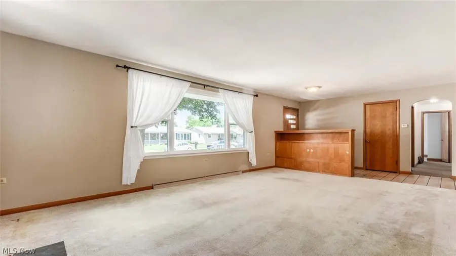 36 W 9th Street, Dresden, OH 43821 - #3