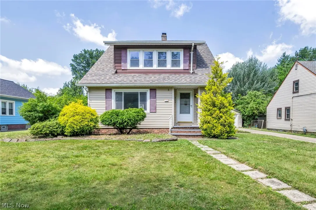 6758 Orchard Boulevard, Parma Heights, OH 44130 - #1