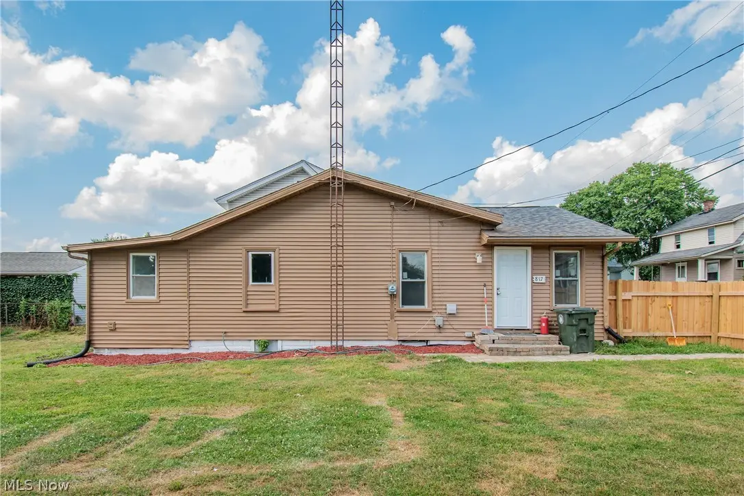 817 Halter Nw Court, Canton, OH 44708 - #1