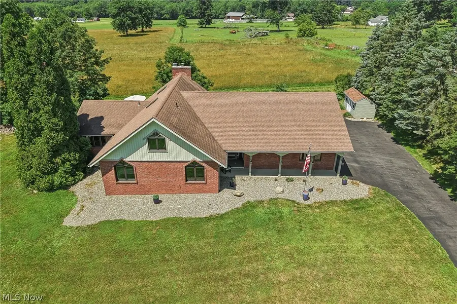 17654 Lois Way, Doylestown, OH 44230 - #2