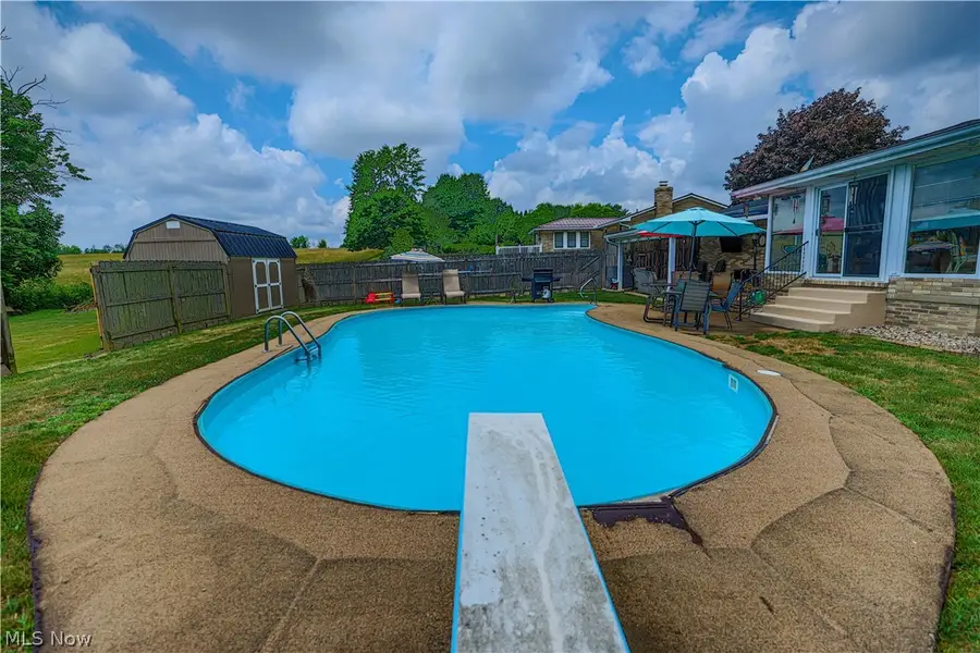 5244 Oakridge Drive, Louisville, OH 44641 - #3