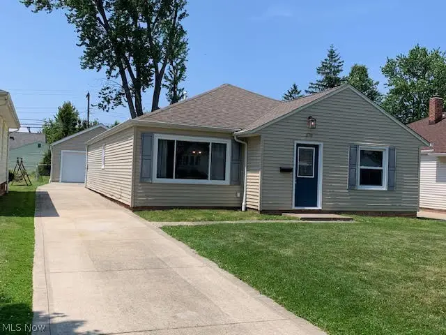 370 E 309th Street, Willowick, OH 44095 - #2