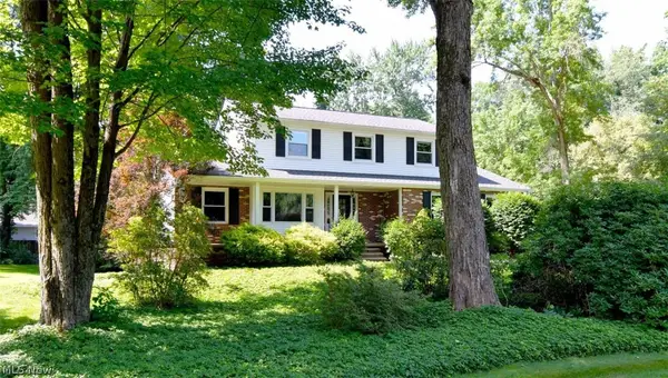 134 Forestwood Drive, Northfield Center, OH 44067