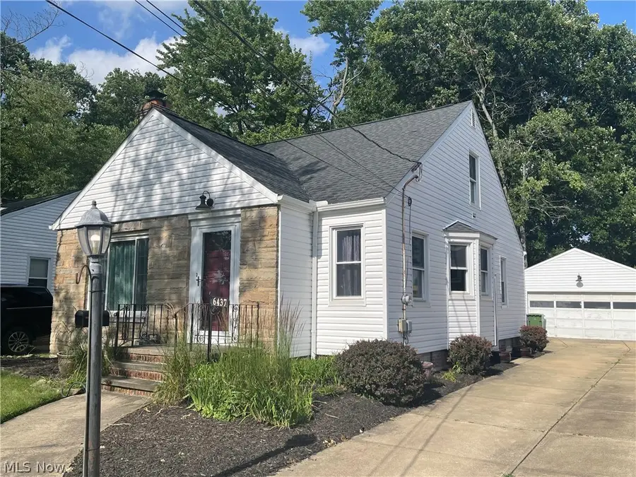 6437 Fernhurst Avenue, Parma Heights, OH 44130 - #2