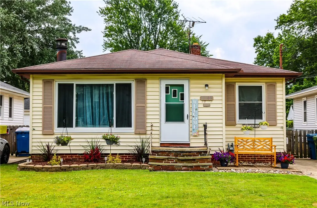 11109 Meadowbrook Drive, Parma Heights, OH 44130 - #1