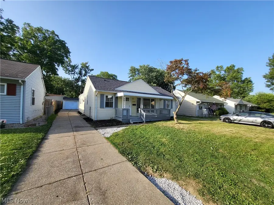 13726 Leroy Avenue, Cleveland, OH 44135 - #2
