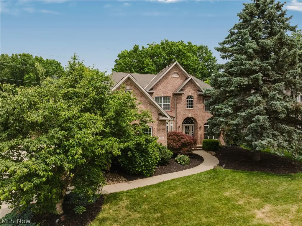 985 W Martin Avenue, Amherst, OH 44001 - #1