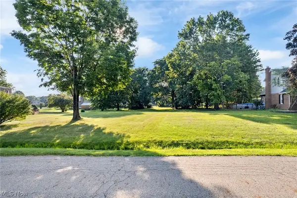 7961 Fayette Nw Avenue, Massillon, OH 44646