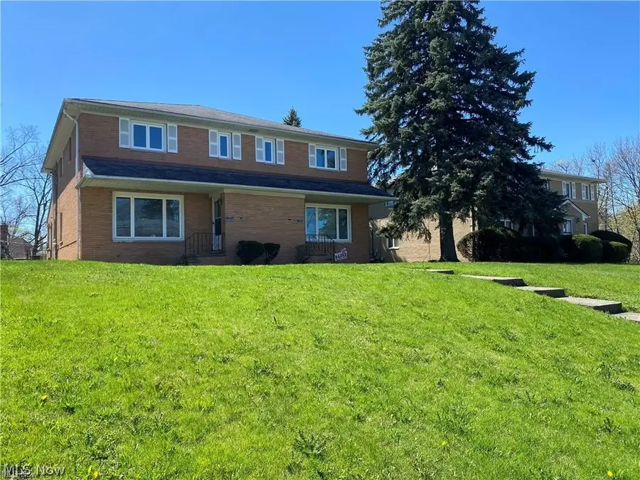 17914 Chagrin Boulevard, Shaker Heights, OH 44122 - #2